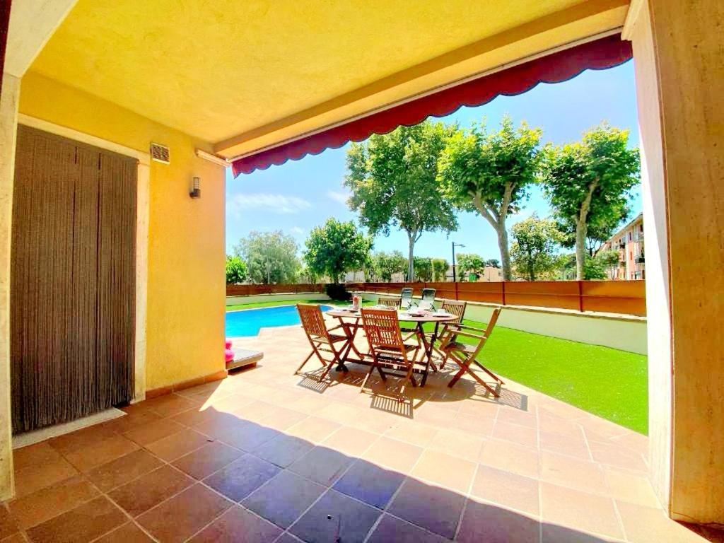 Вилла Casa Ylenia Castell-Platja d'Aro Экстерьер фото